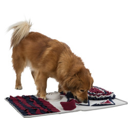 Trixie Sniffing mat. For dogs. Size: 70 × 47 cm. For dogs. Games has reward candy