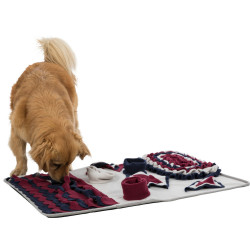 Trixie Sniffing mat. For dogs. Size: 70 × 47 cm. For dogs. Games has reward candy