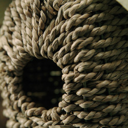 Esschert Design Scatola da nido tascabile in giunco marino, foro ø 35mm. per scriccioli. ED-NKBS Casetta per uccelli
