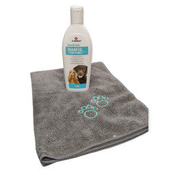 animallparadise 2in1 shampoo and conditioner, 300 ml, for dogs, and microfiber towel. Shampoo