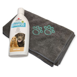 Champô de tratamento de pele 300 ml e toalha de microfibras para cães AP-FL-507033-2350 Champô