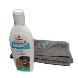 Dennenhouten shampoo 300ml voor honden en microvezel handdoek. animallparadise AP-FL-507030-2350 Shampoo